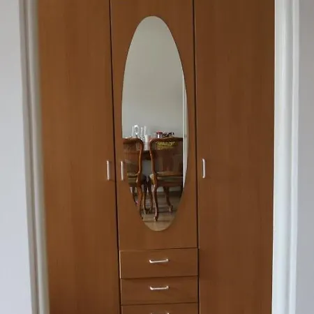 Ostrov Apart * Ostrov (Karlovy Vary)